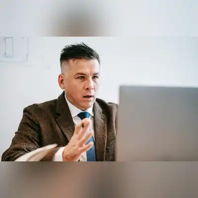 江雅坤